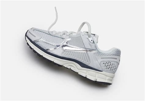 nike silber damen|Women's Nike Shoes .